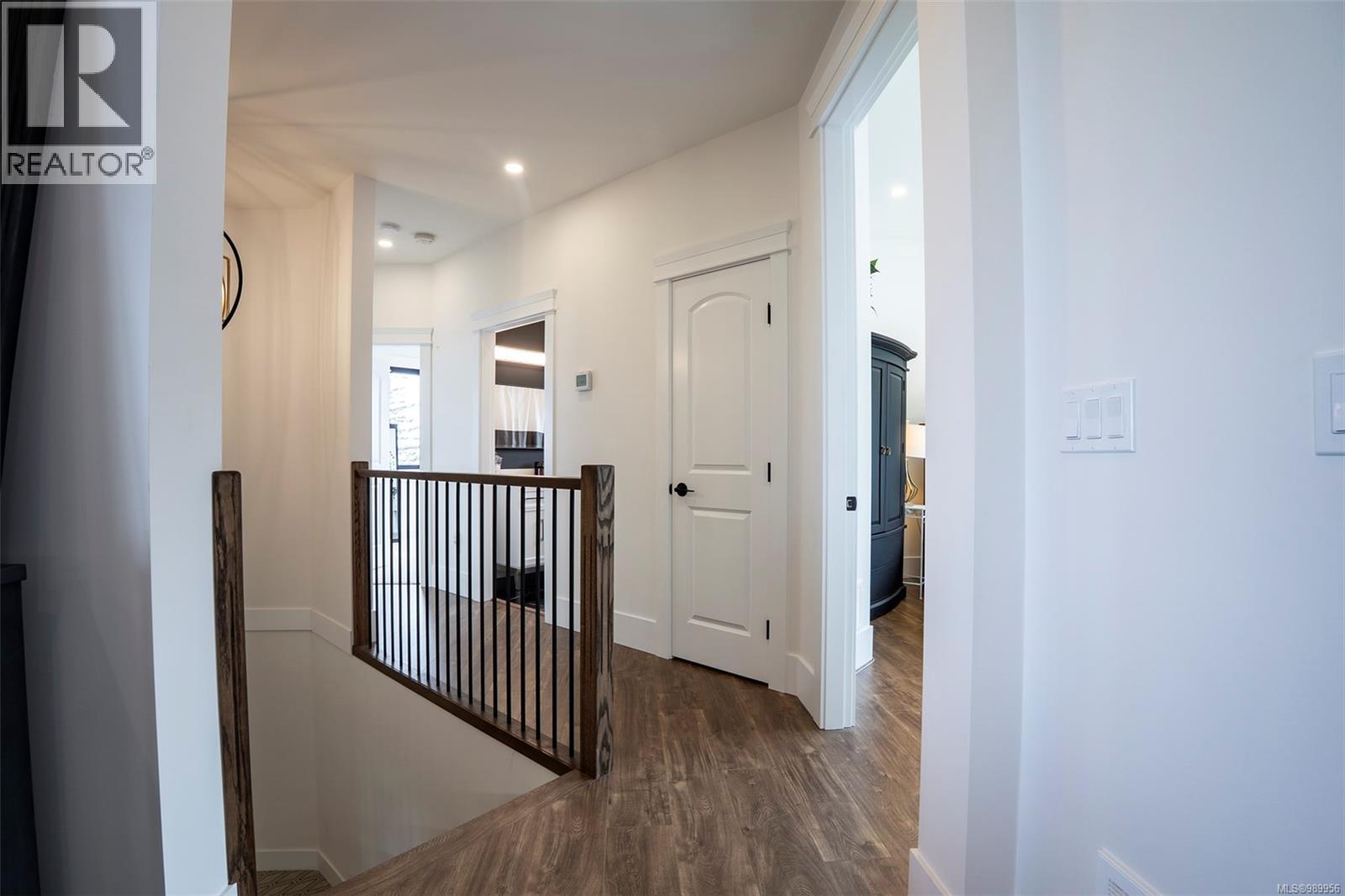 5060 Broad Ridge Pl, Lantzville, British Columbia  V0R 2H0 - Photo 18 - 989956