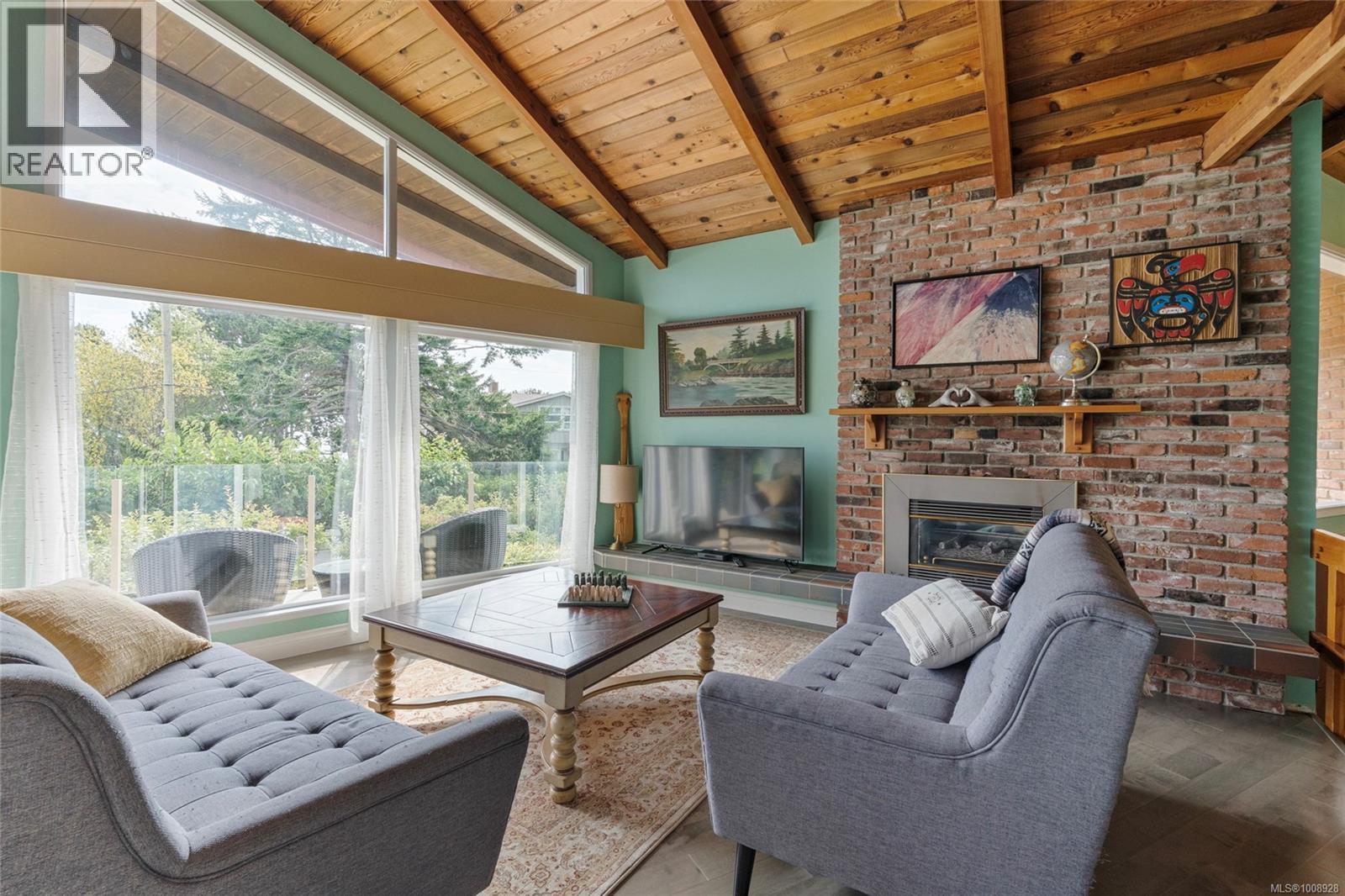 3990 Smugglers Cove Rd, Saanich, British Columbia  V8N 4M2 - Photo 10 - 1008928