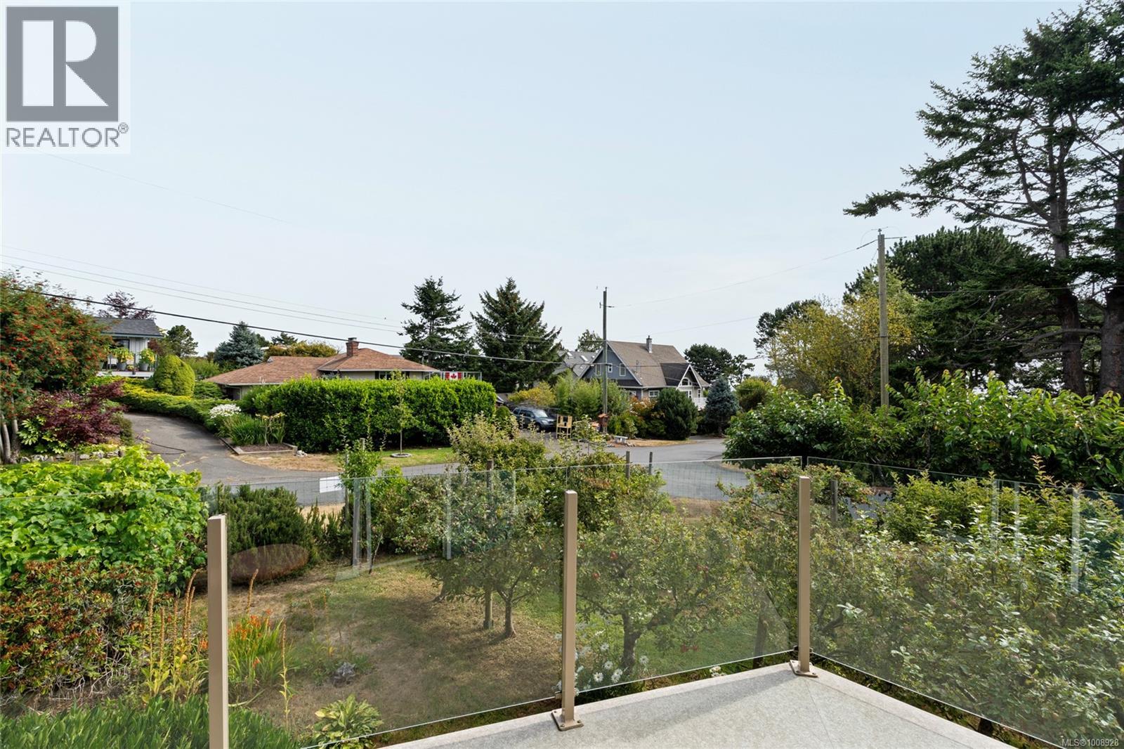 3990 Smugglers Cove Rd, Saanich, British Columbia  V8N 4M2 - Photo 16 - 1008928