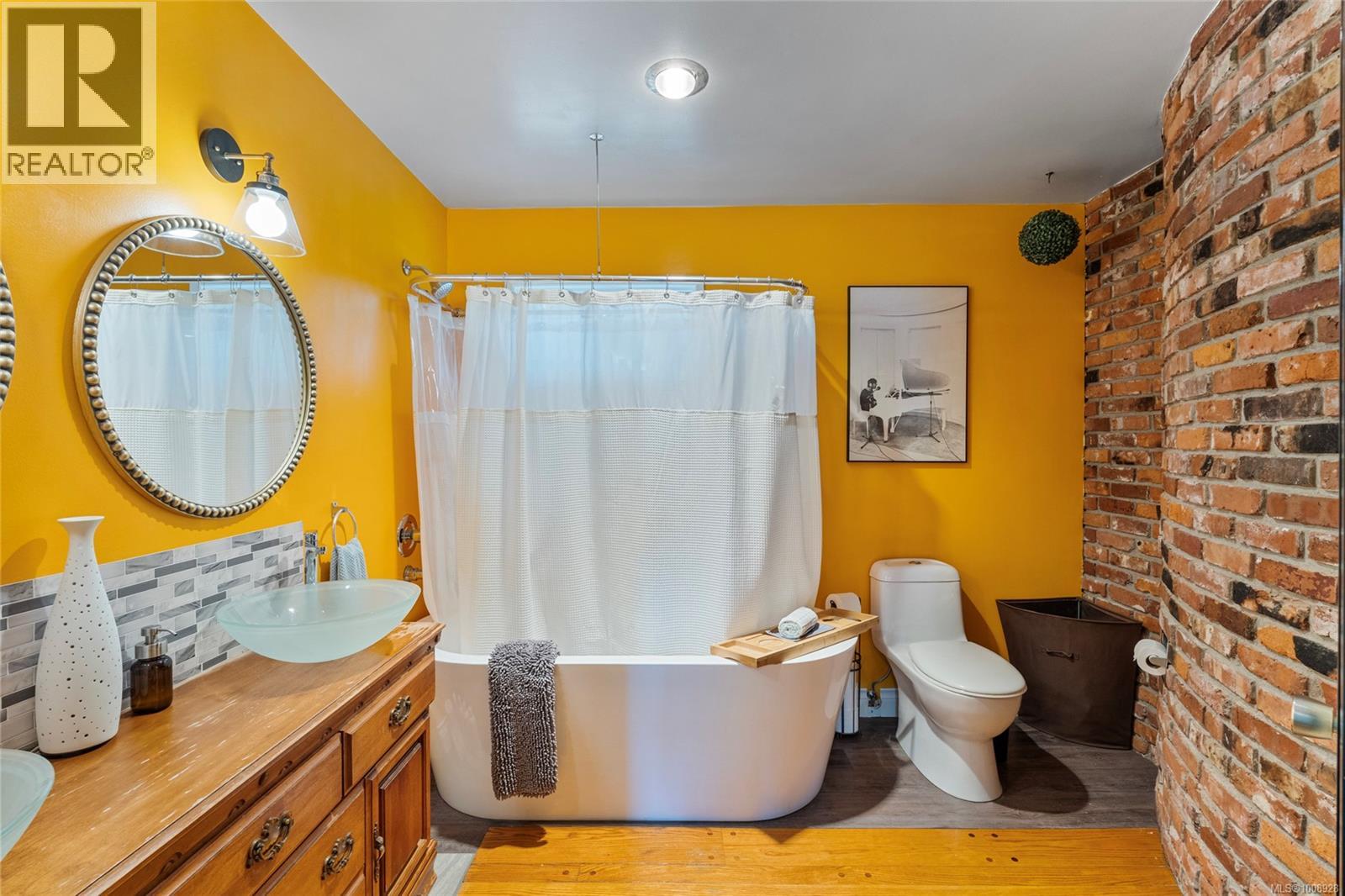 3990 Smugglers Cove Rd, Saanich, British Columbia  V8N 4M2 - Photo 31 - 1008928