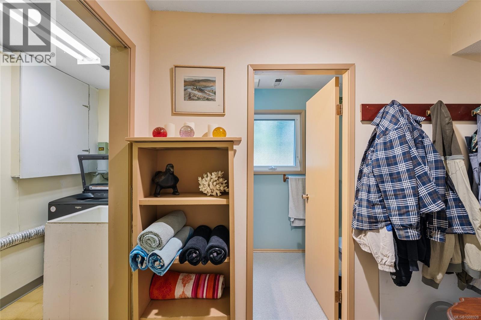 3990 Smugglers Cove Rd, Saanich, British Columbia  V8N 4M2 - Photo 43 - 1008928