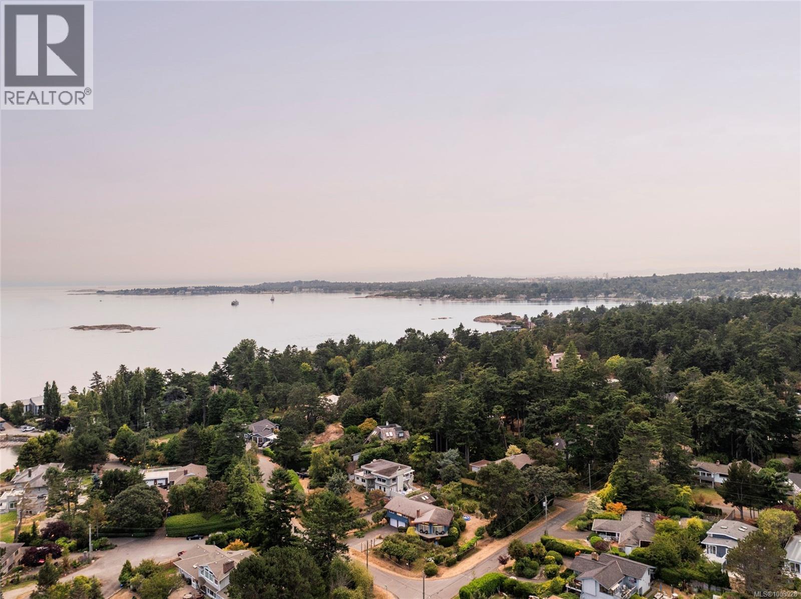 3990 Smugglers Cove Rd, Saanich, British Columbia  V8N 4M2 - Photo 69 - 1008928