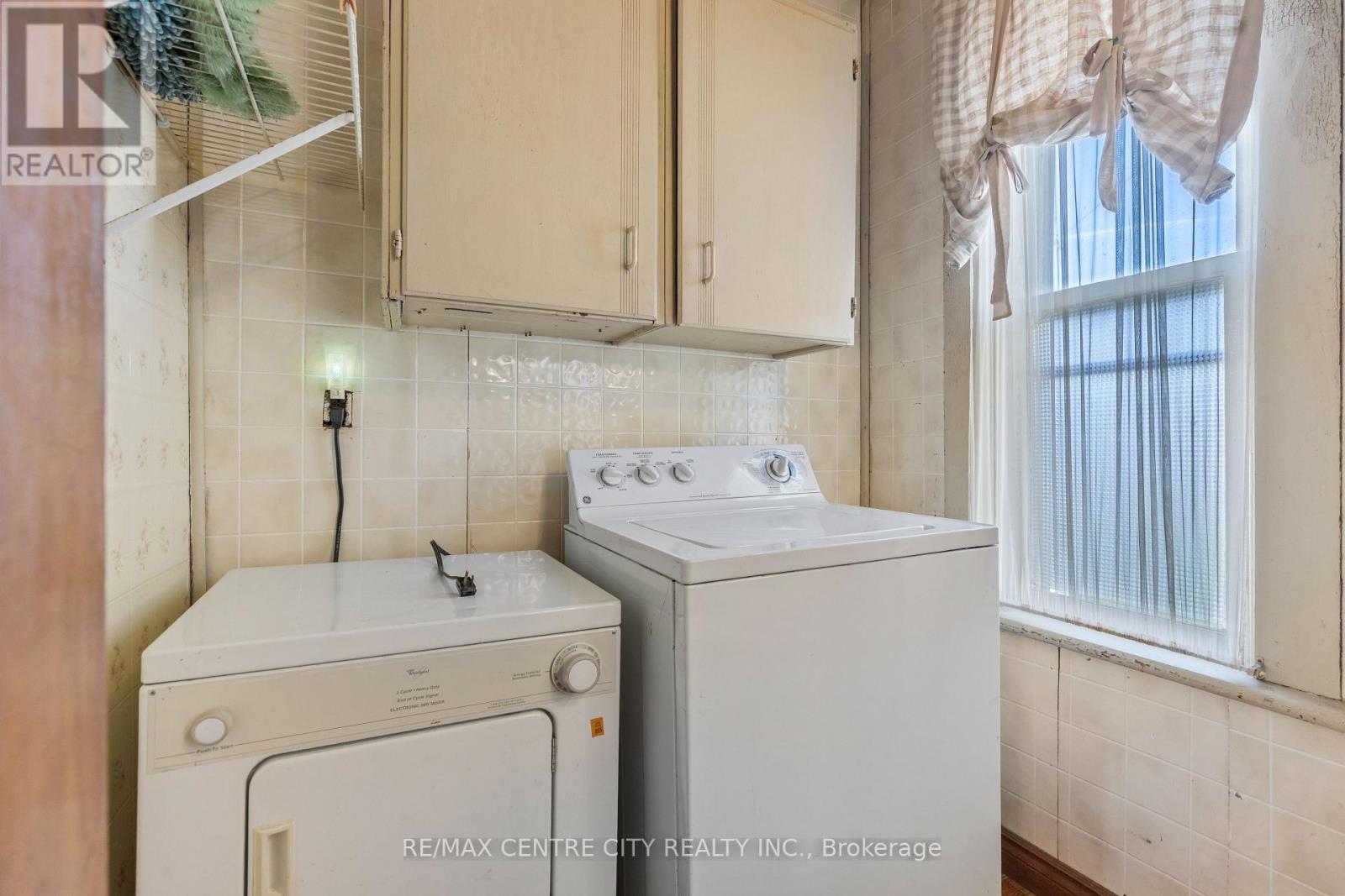 30 Yarwood Street, St. Thomas, Ontario  N5P 2Y3 - Photo 14 - X12375759