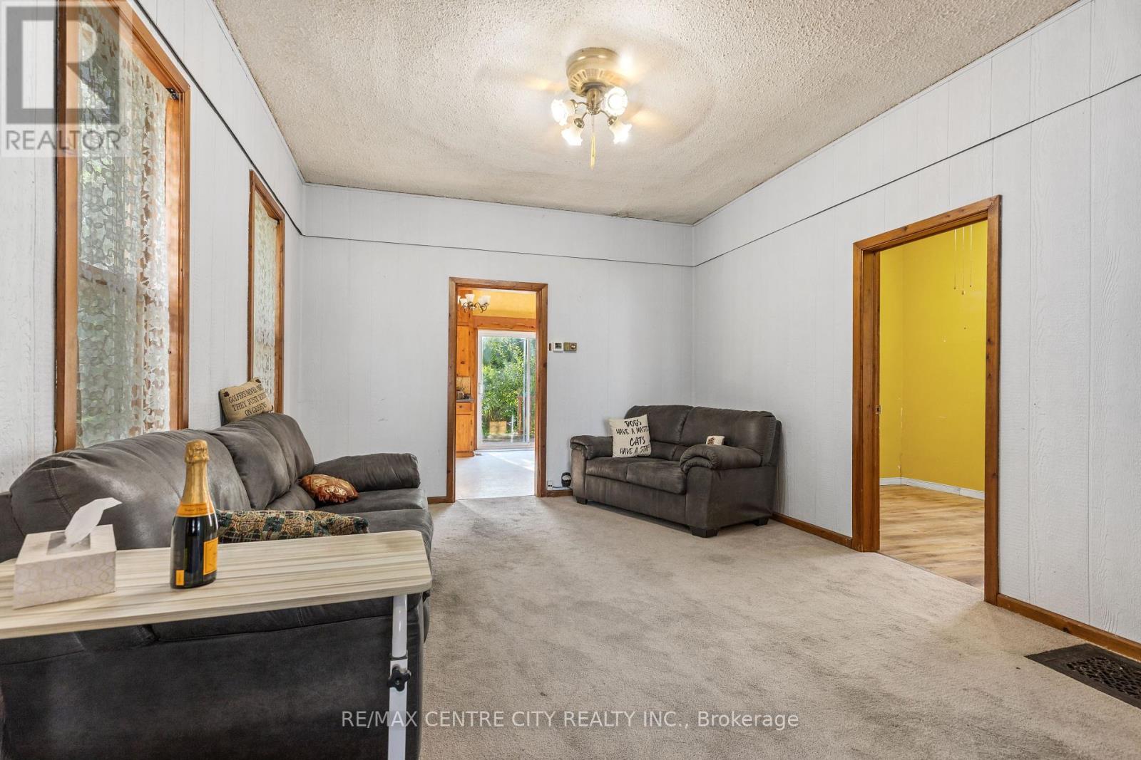 30 Yarwood Street, St. Thomas, Ontario  N5P 2Y3 - Photo 5 - X12375759