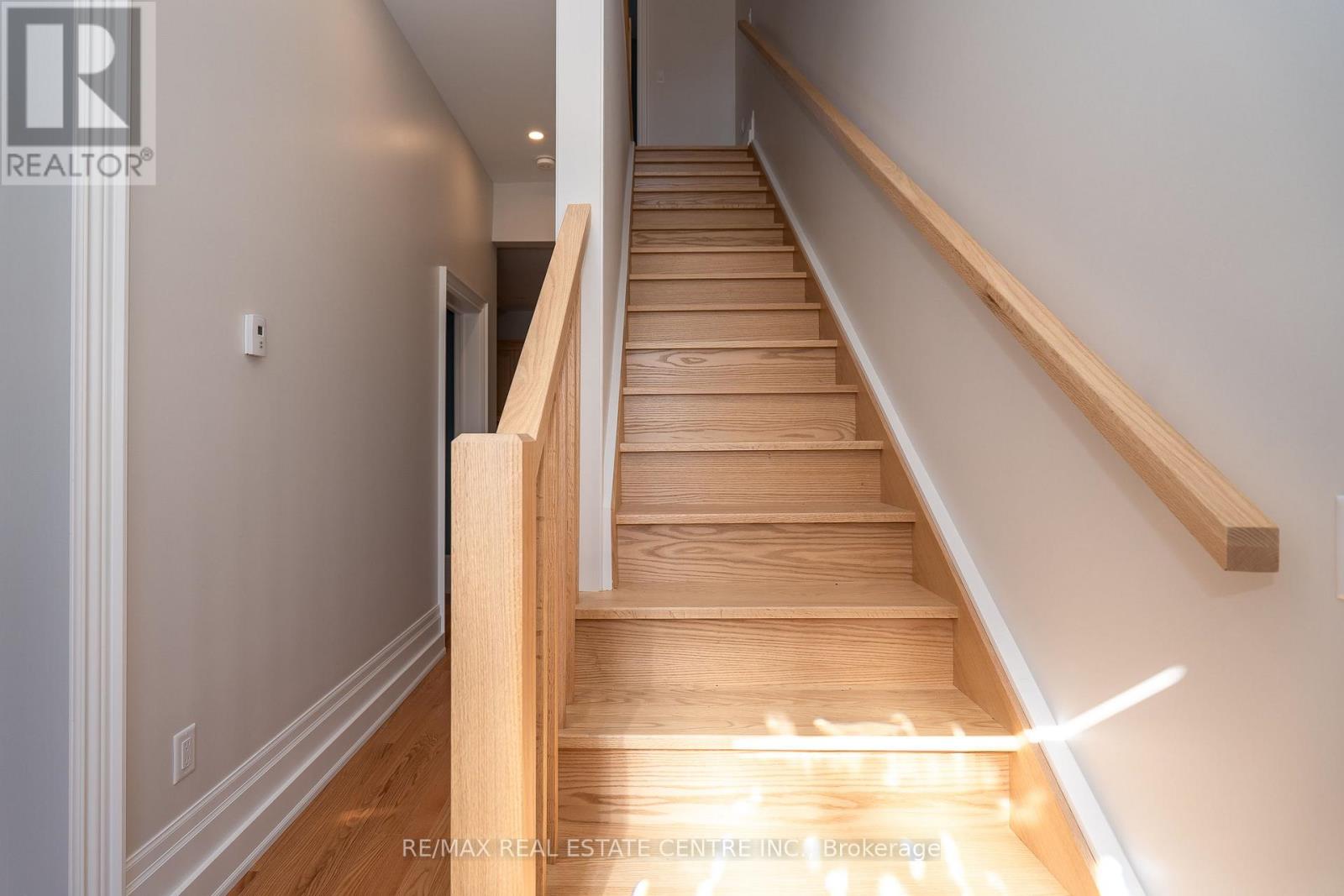 154 Main Street W, Shelburne, Ontario  L0N 1S3 - Photo 9 - X12375658