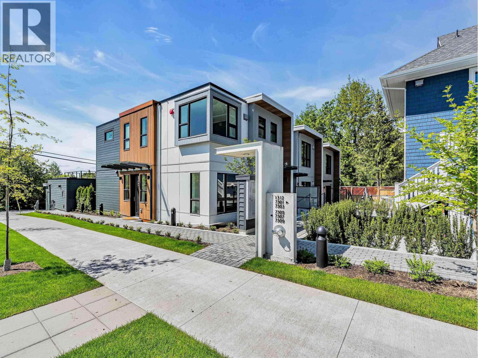 7305 Hudson Street, Vancouver, British Columbia  V6P 4L1 - Photo 1 - R3042414
