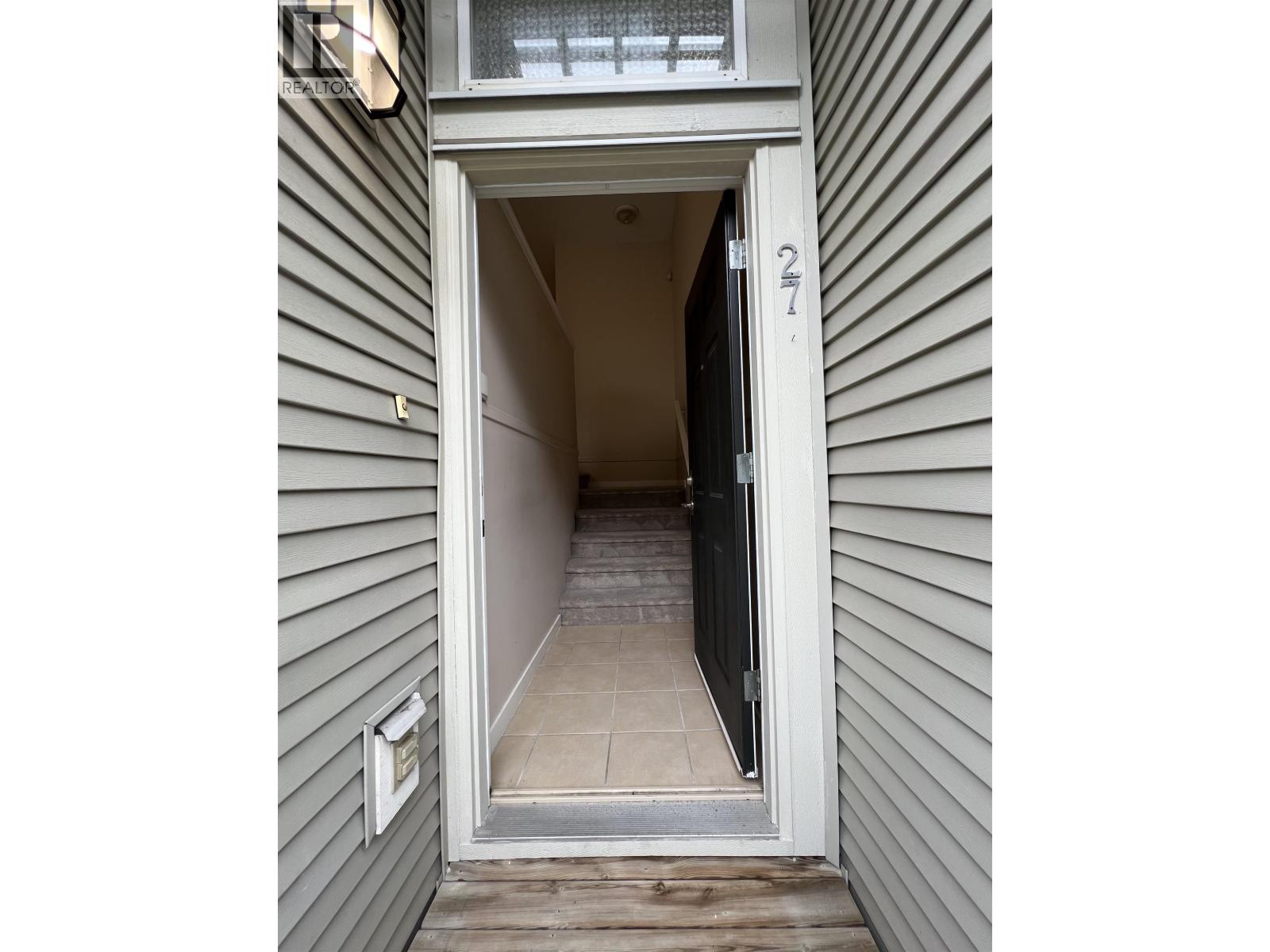 27 9133 Sills Avenue, Richmond, British Columbia  V6Y 4H6 - Photo 2 - R3042456