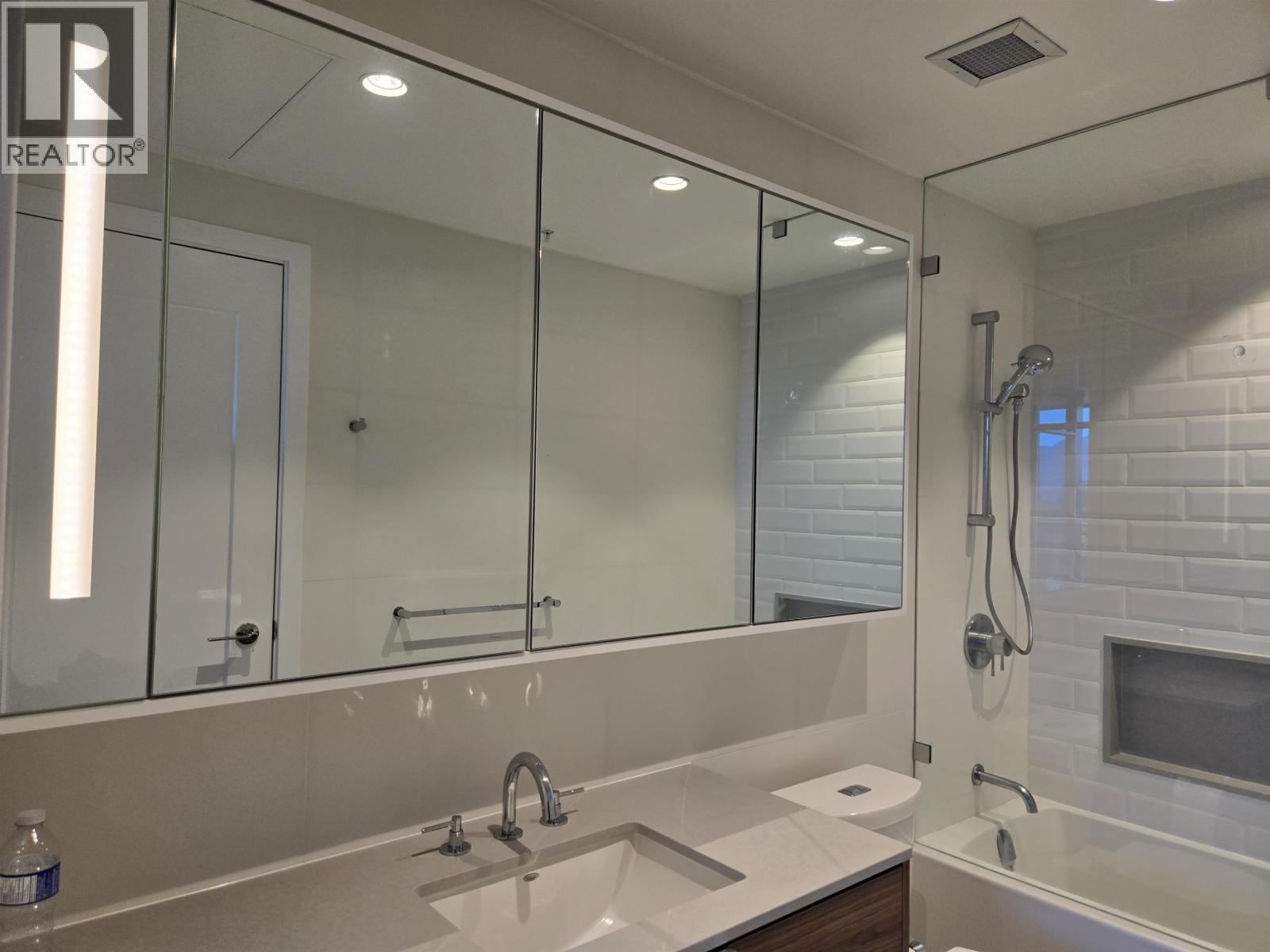 1508 1045 Austin Avenue, Coquitlam, British Columbia  V3K 0G9 - Photo 14 - R3042494