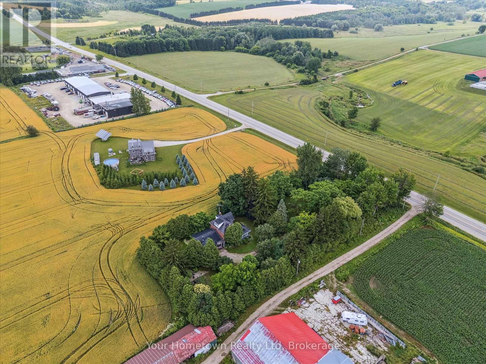 6933 Wellington 7 Road, Centre Wellington, Ontario  N0B 1A0 - Photo 45 - X12375767