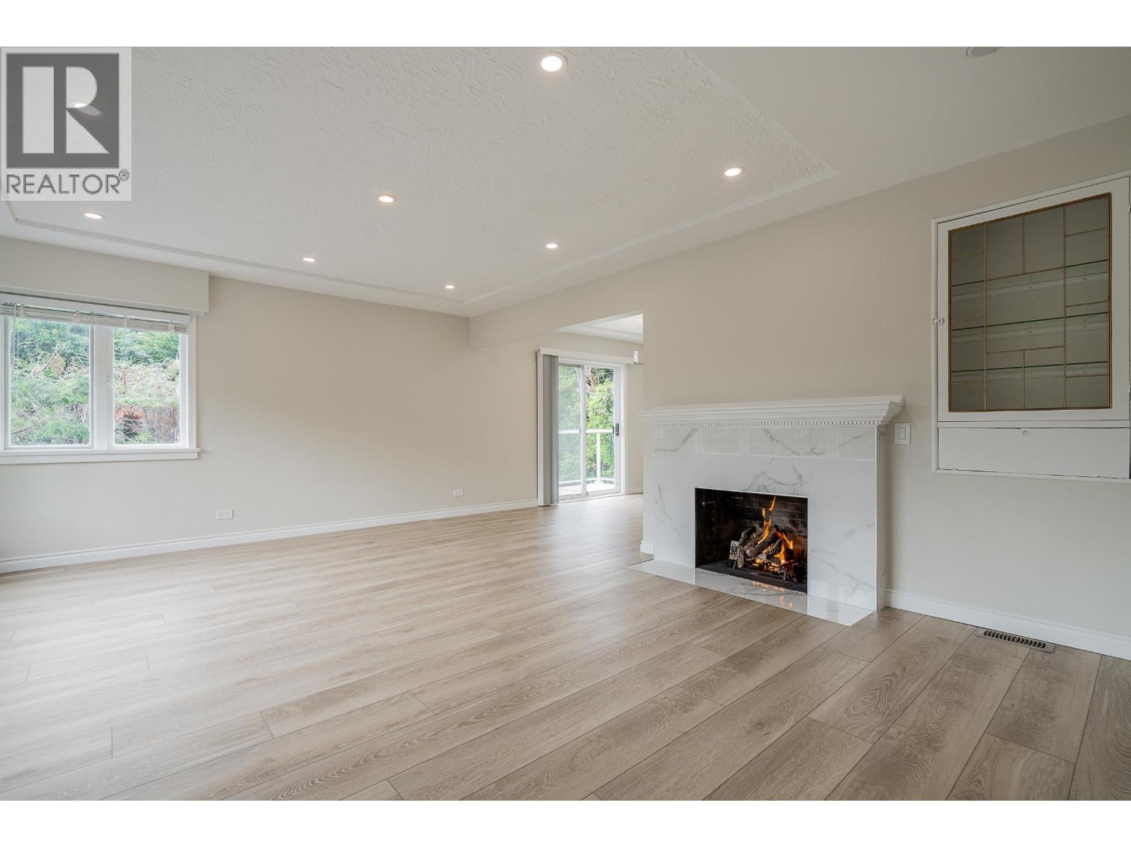 Property at 1819 INGLEWOOD AVENUE image 2