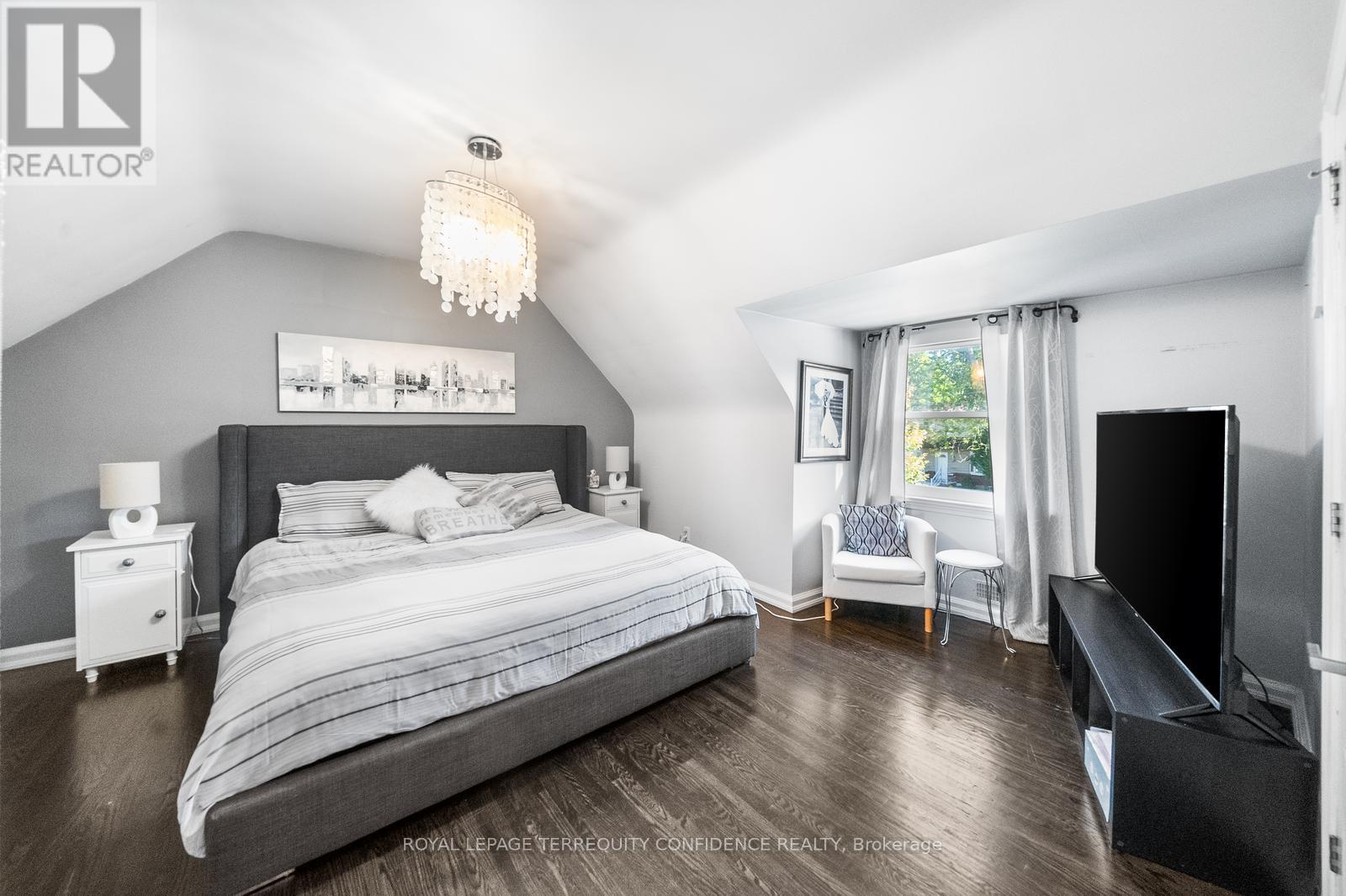 45 Glenborough Park Crescent, Toronto, Ontario  M2R 2G4 - Photo 14 - C12375764