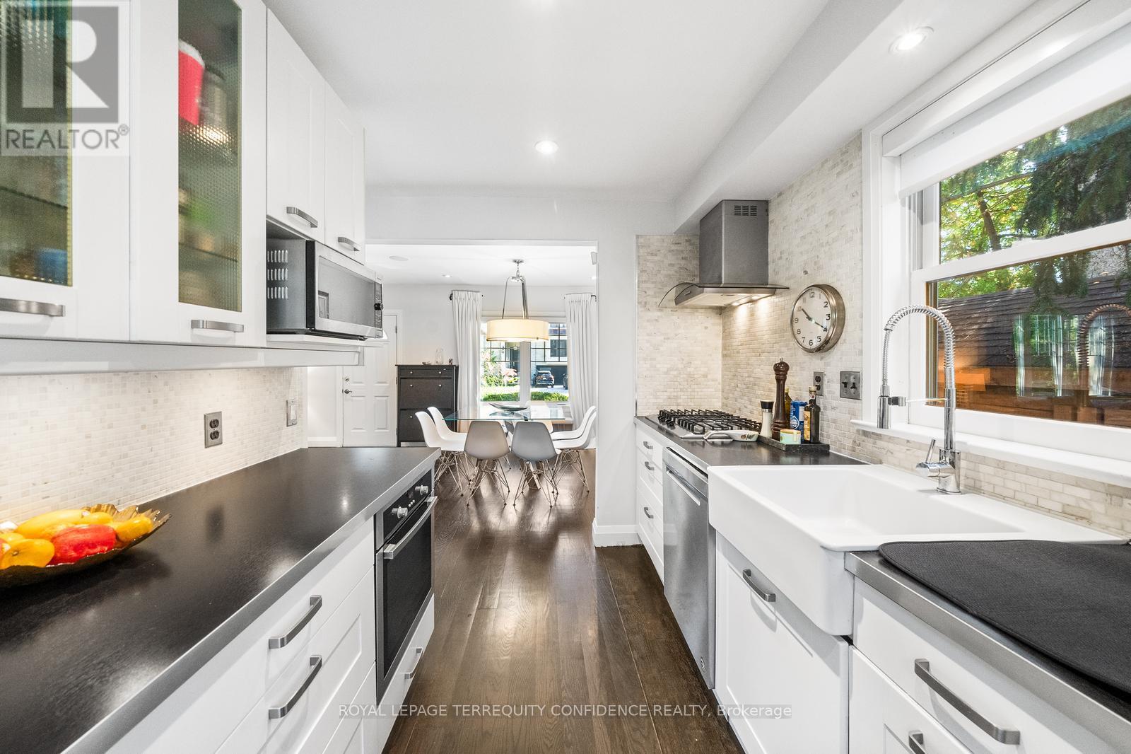 45 Glenborough Park Crescent, Toronto, Ontario  M2R 2G4 - Photo 6 - C12375764