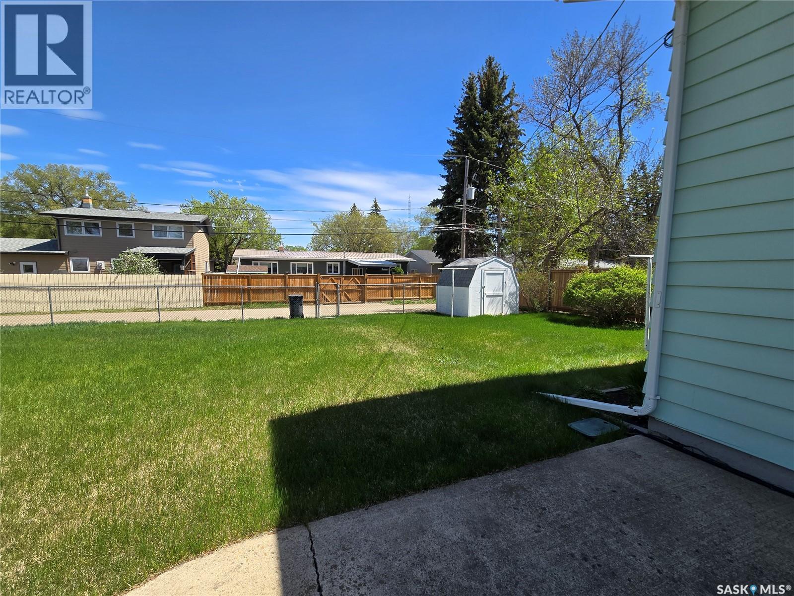 427 15th Avenue Ne, Swift Current, Saskatchewan  S9H 2X5 - Photo 22 - SK017229