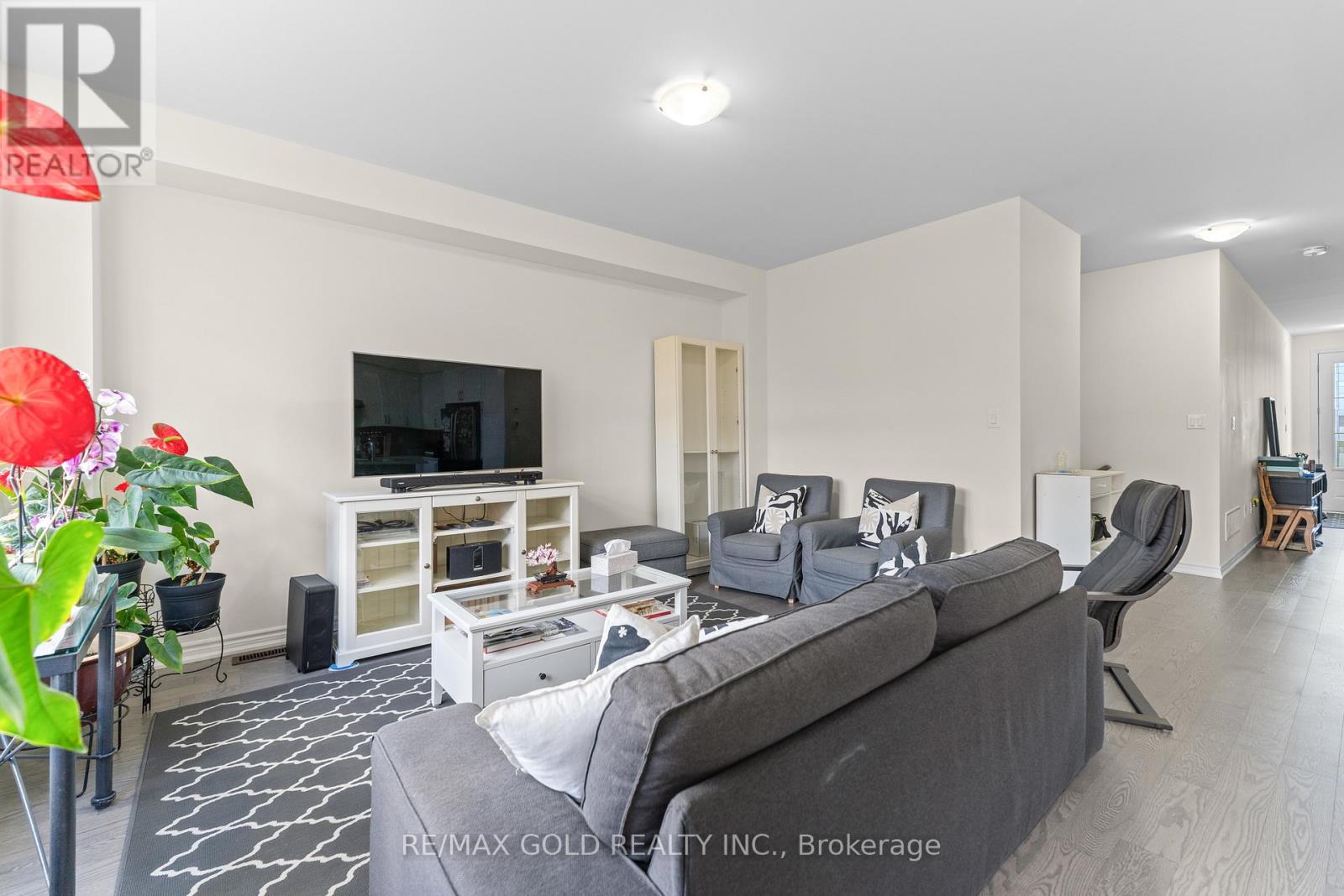 29 Bowline Vista S, East Gwillimbury, Ontario  L9N 0W2 - Photo 10 - N12375748