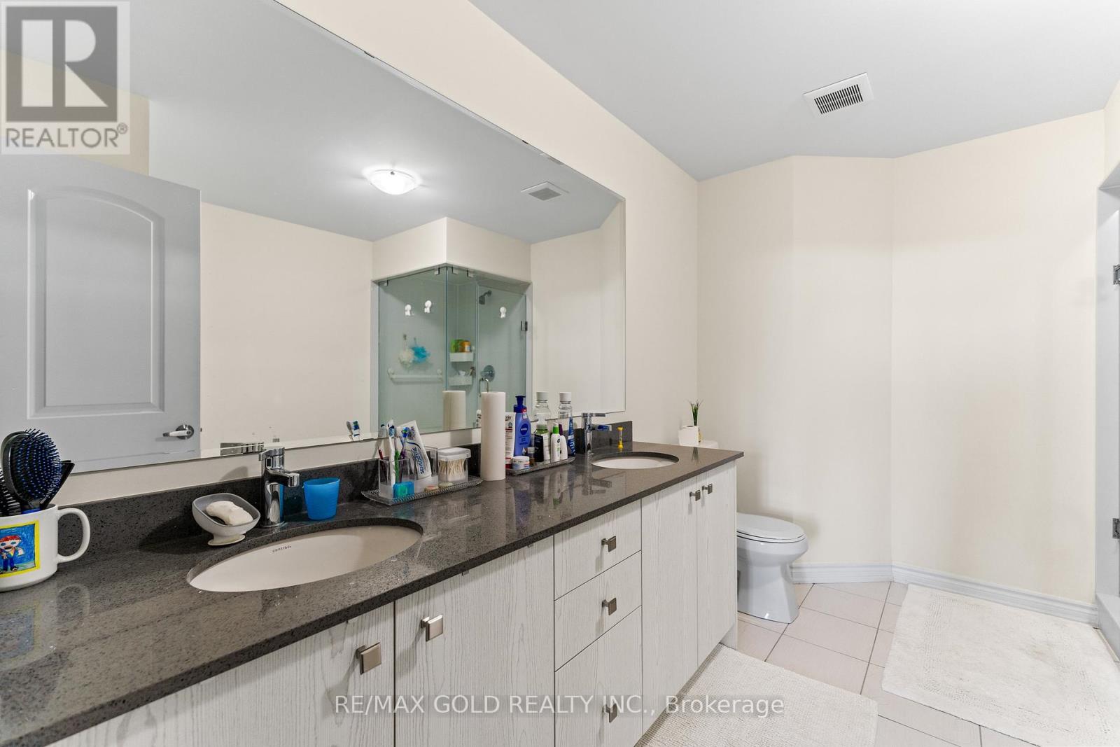 29 Bowline Vista S, East Gwillimbury, Ontario  L9N 0W2 - Photo 24 - N12375748
