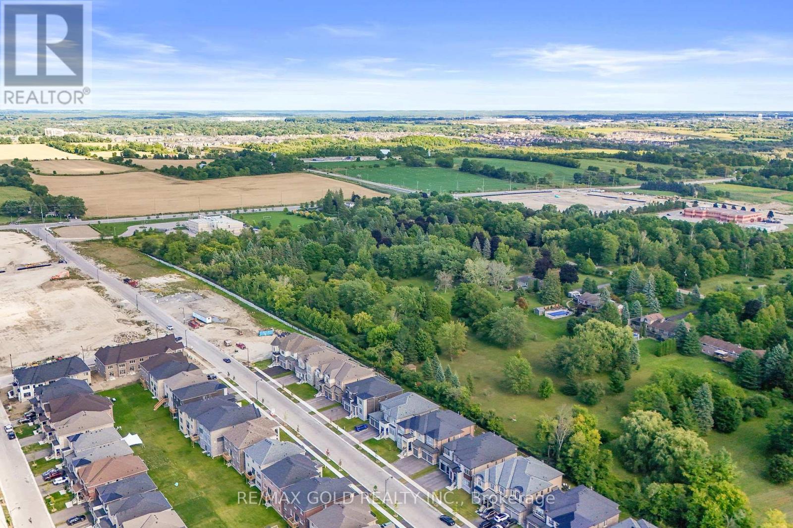 29 Bowline Vista S, East Gwillimbury, Ontario  L9N 0W2 - Photo 41 - N12375748