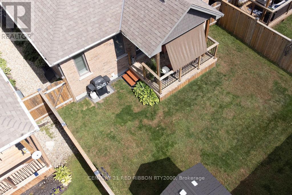 40 - 159 Collins Way, Strathroy-Caradoc, Ontario  N7G 0G8 - Photo 42 - X12374175