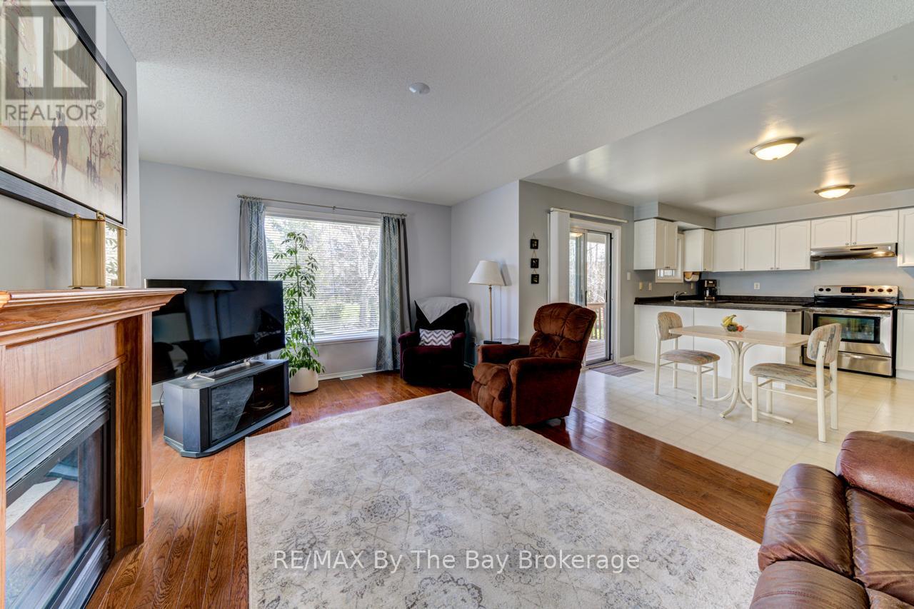 150 Silver Birch Avenue, Wasaga Beach, Ontario  L9Z 1N3 - Photo 15 - S12375824