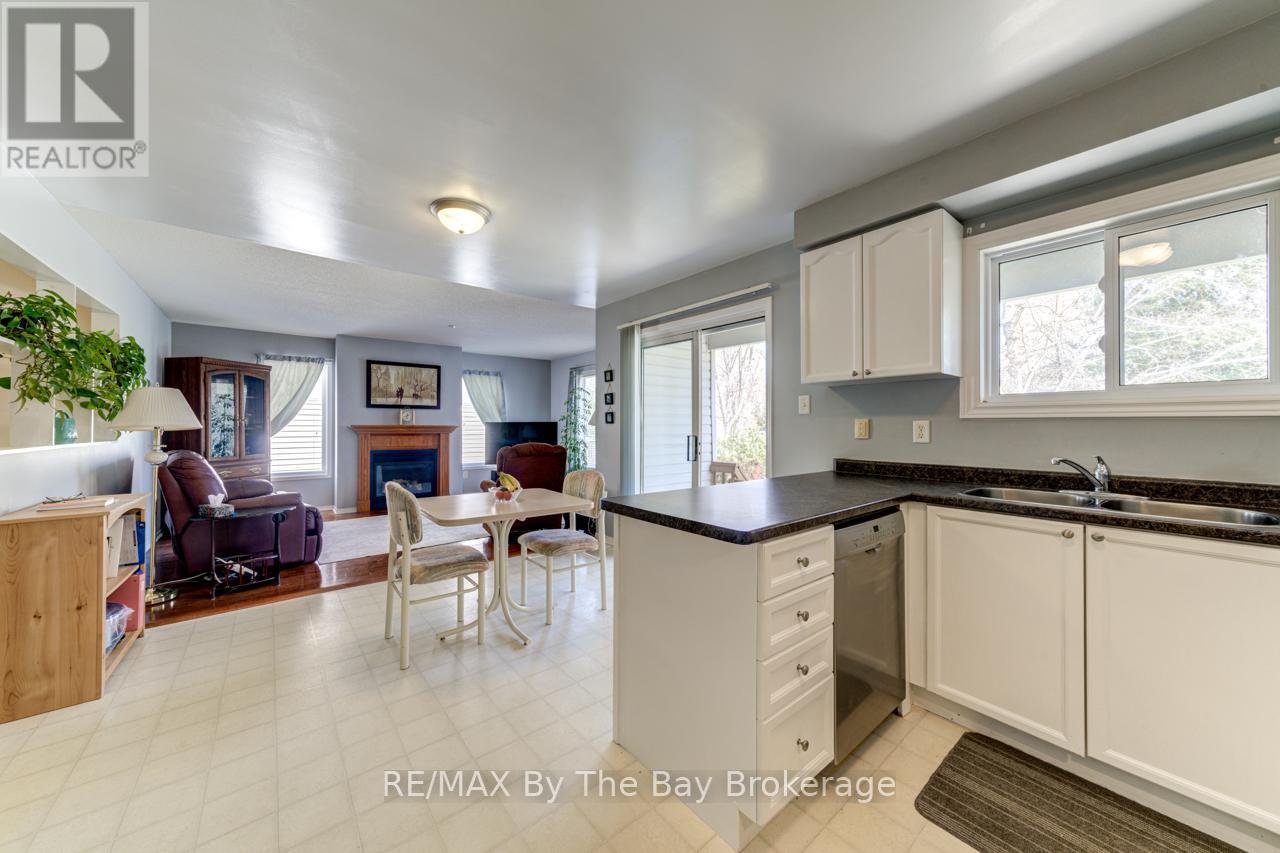 150 Silver Birch Avenue, Wasaga Beach, Ontario  L9Z 1N3 - Photo 18 - S12375824