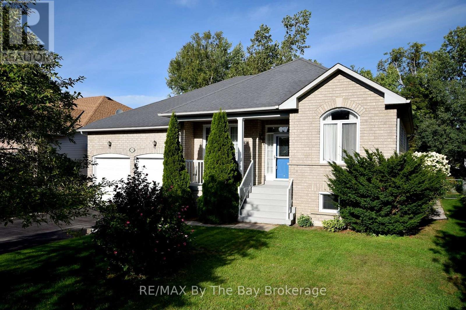 150 Silver Birch Avenue, Wasaga Beach, Ontario  L9Z 1N3 - Photo 43 - S12375824