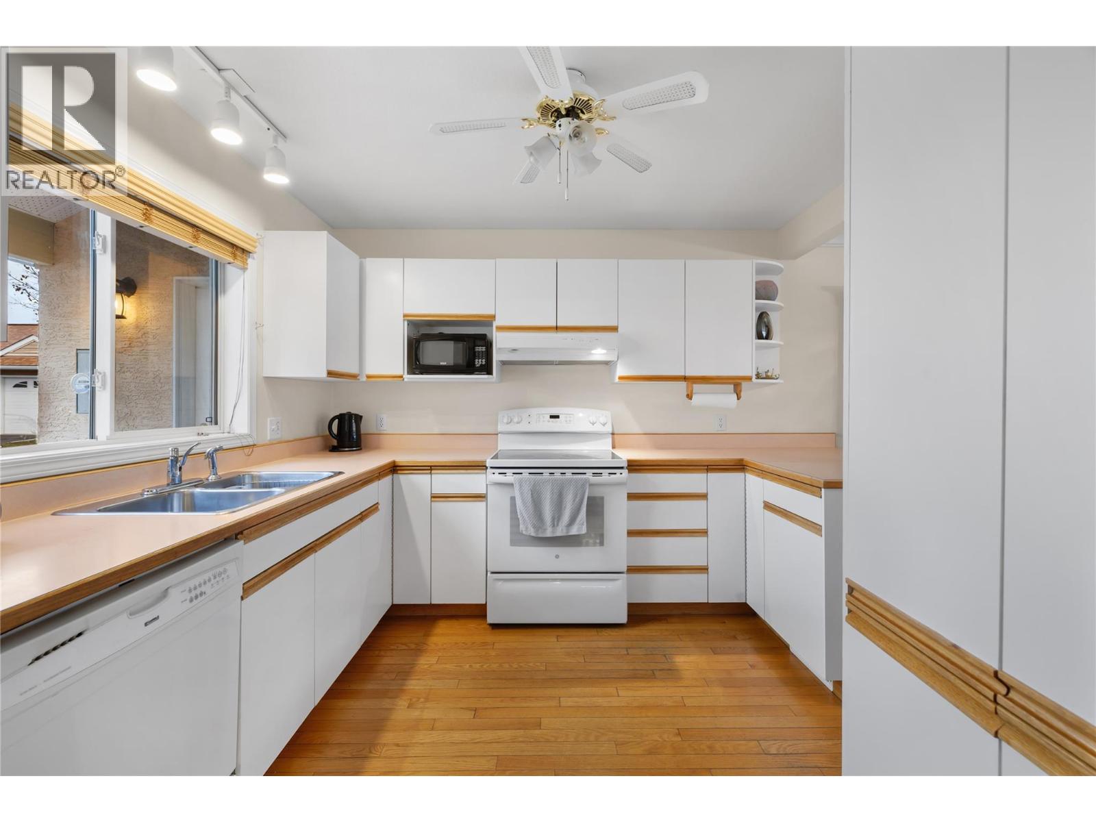 518 18th Avenue S Unit# 6, Creston, British Columbia  V0B 1G5 - Photo 6 - 10361409