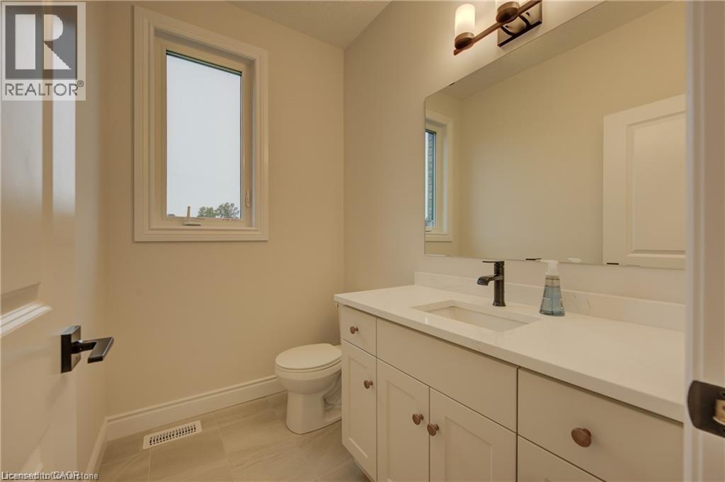 30 Anne Street W, Harriston, Ontario  N0G 1Z0 - Photo 13 - 40727424