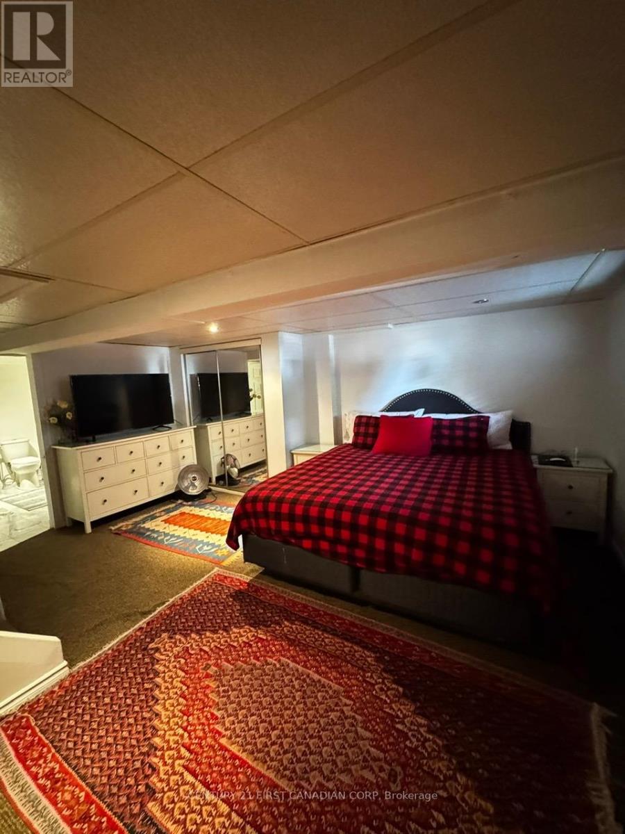 70 Adswood Road, London South, Ontario  N6E 2W1 - Photo 17 - X12375802