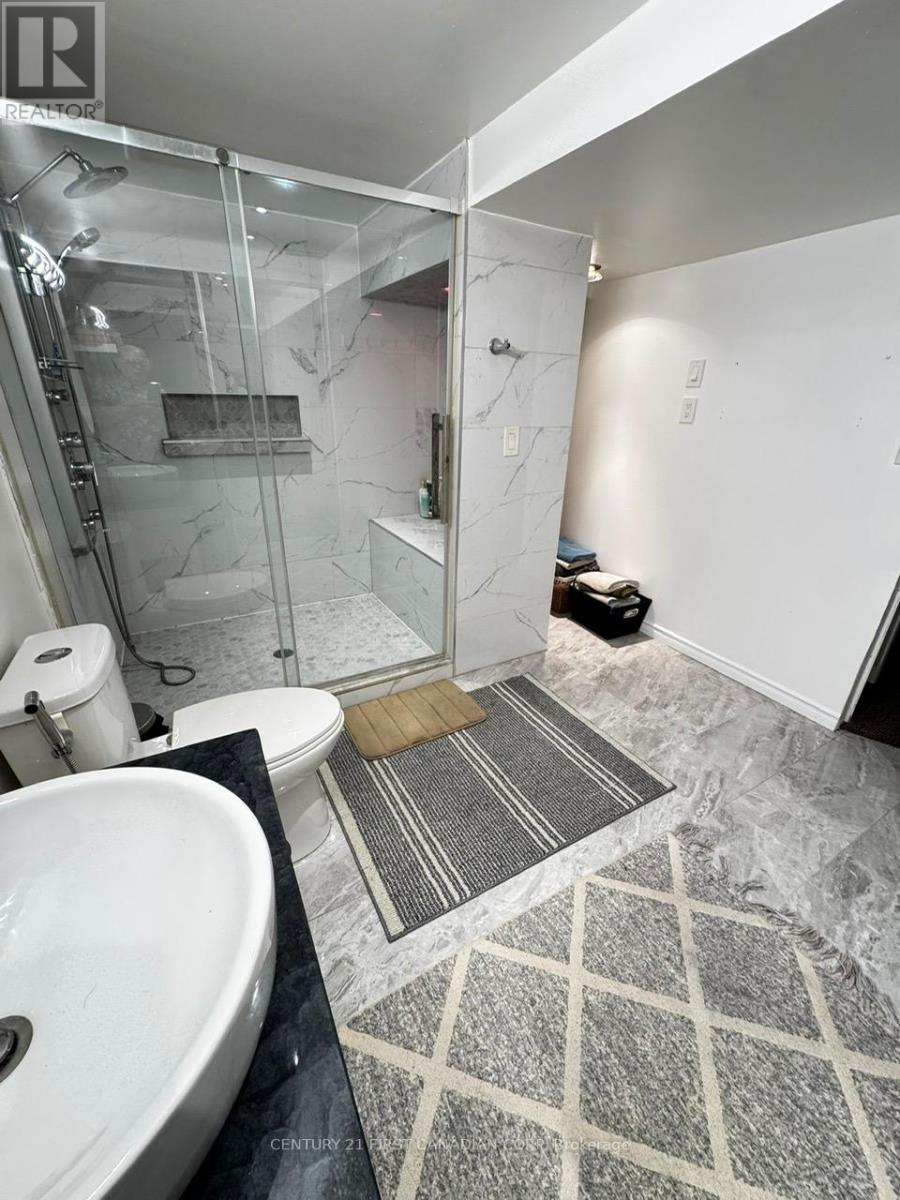 70 Adswood Road, London South, Ontario  N6E 2W1 - Photo 3 - X12375802