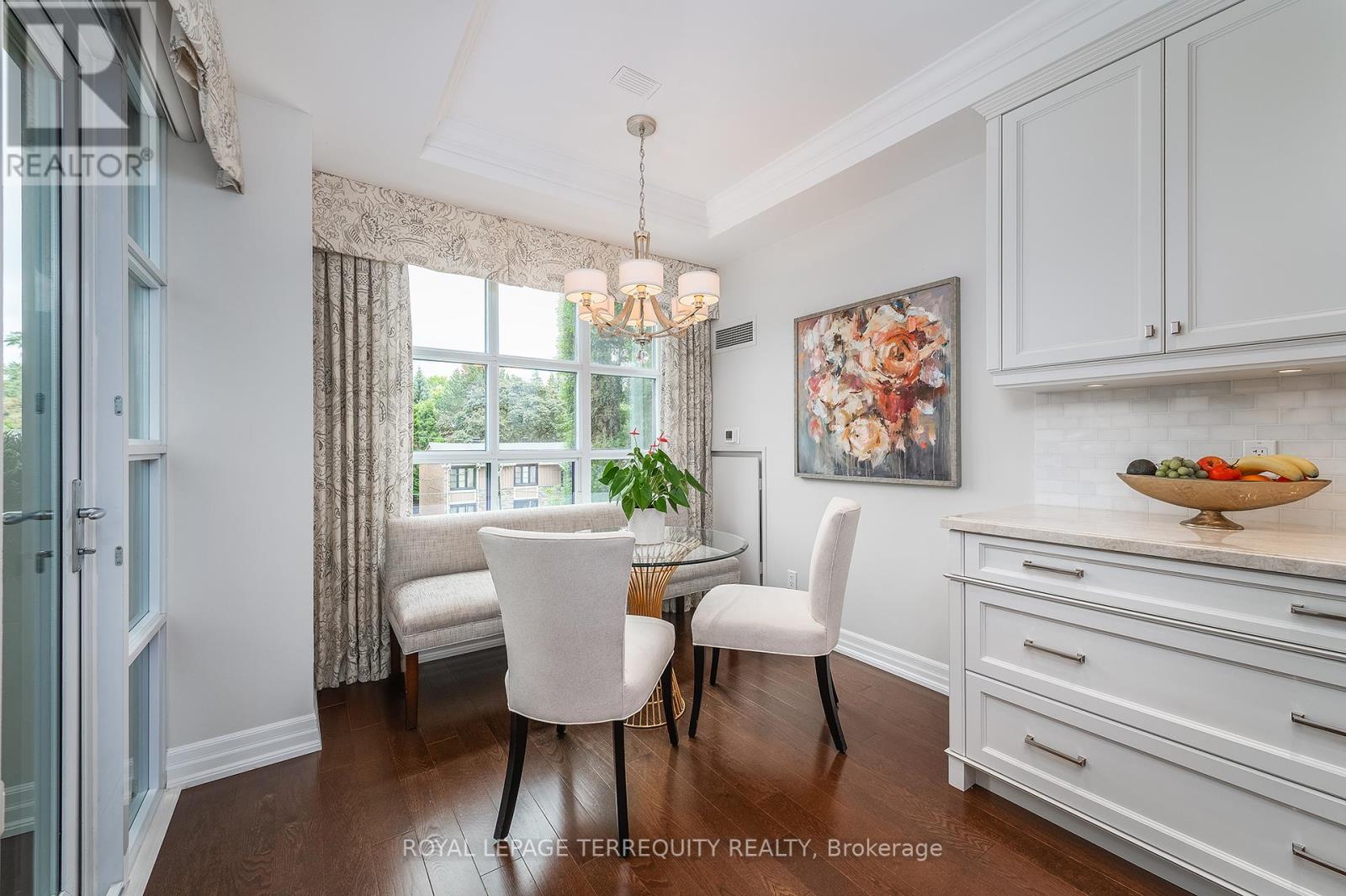 414 - 2855 Bloor Street W, Toronto, Ontario  M8X 3A1 - Photo 17 - W12375749