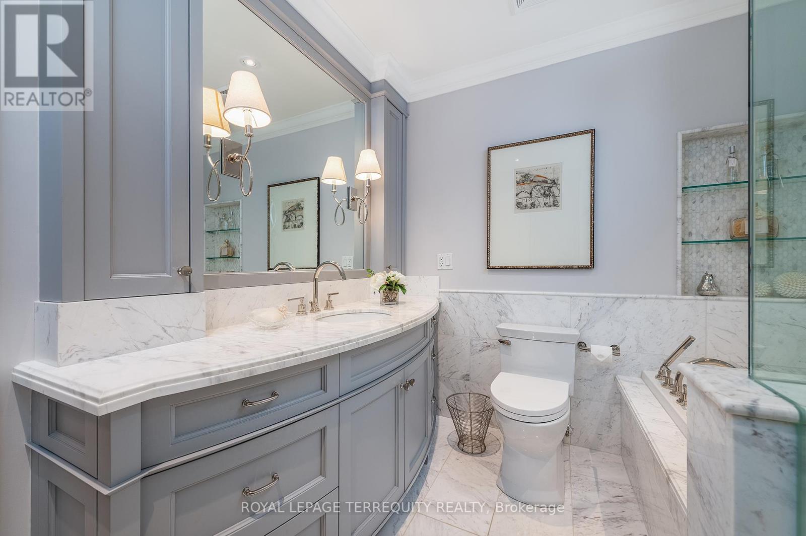 414 - 2855 Bloor Street W, Toronto, Ontario  M8X 3A1 - Photo 25 - W12375749