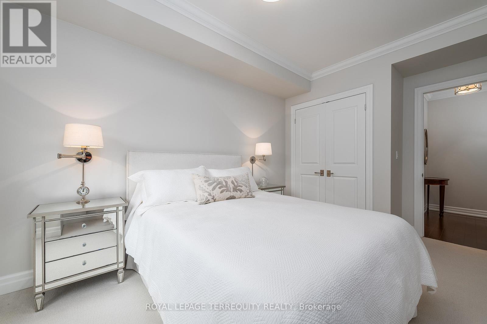 414 - 2855 Bloor Street W, Toronto, Ontario  M8X 3A1 - Photo 28 - W12375749