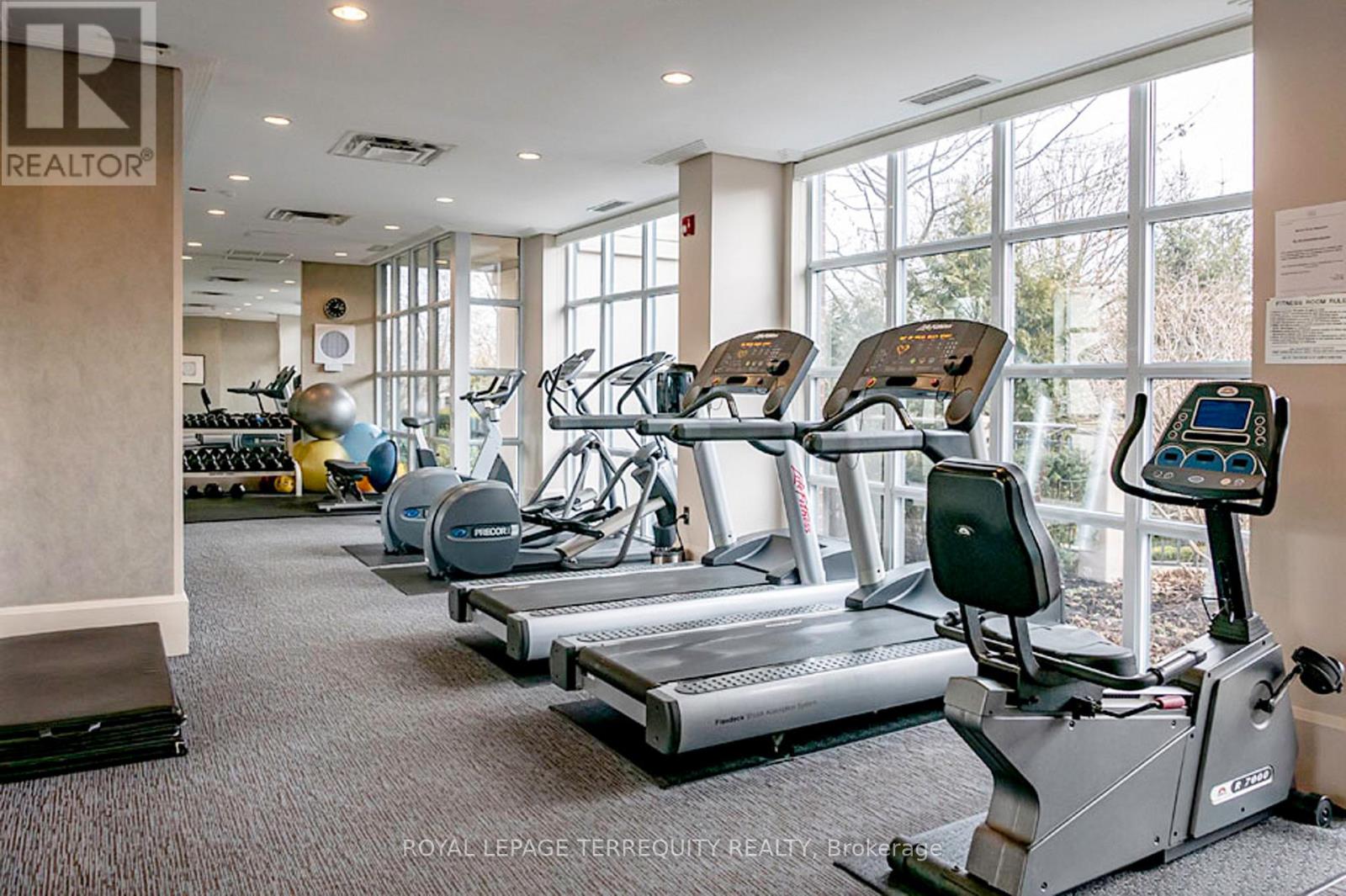 414 - 2855 Bloor Street W, Toronto, Ontario  M8X 3A1 - Photo 35 - W12375749