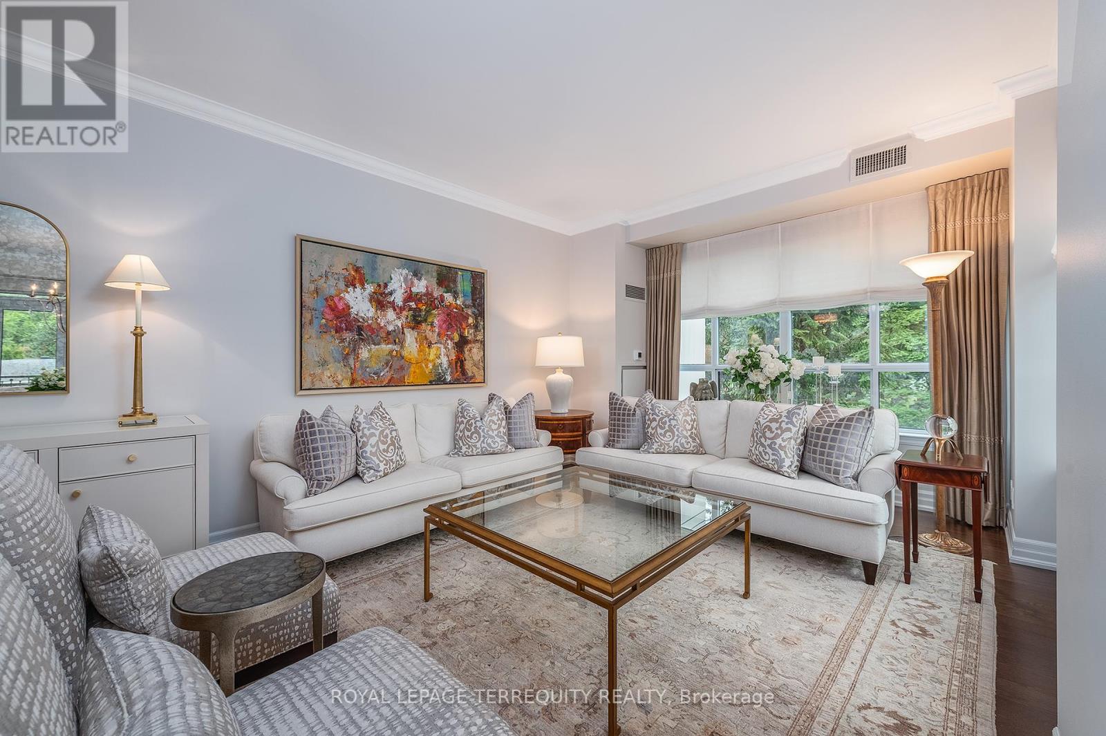 414 - 2855 Bloor Street W, Toronto, Ontario  M8X 3A1 - Photo 5 - W12375749