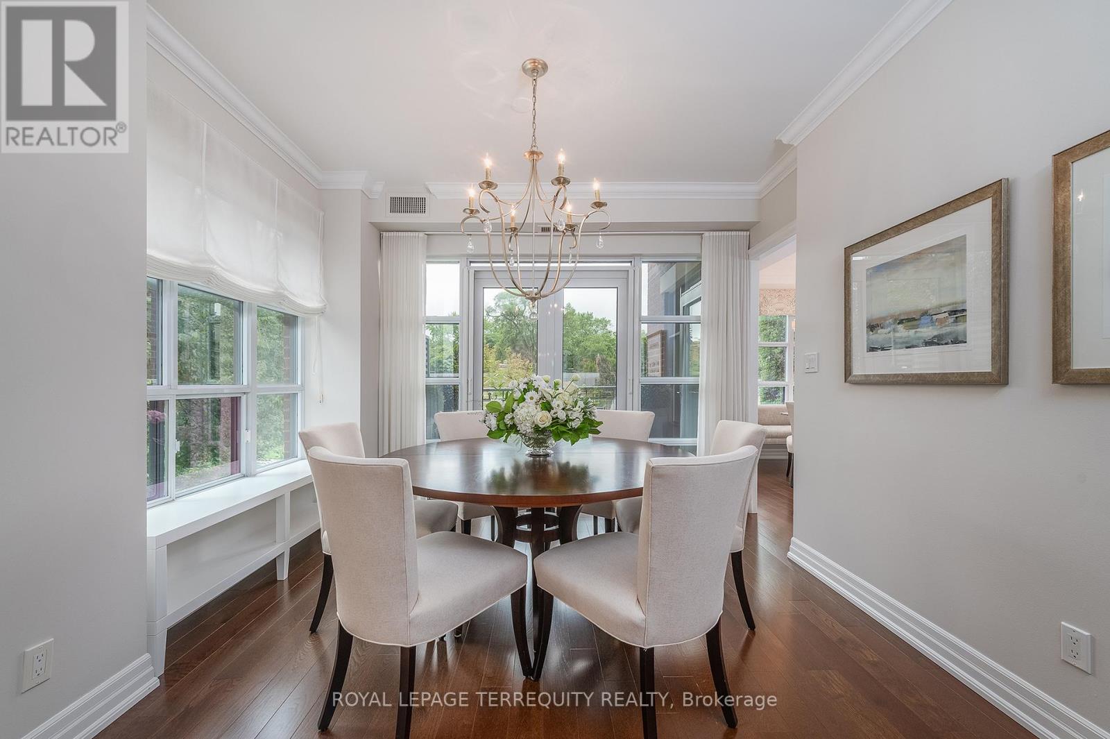 414 - 2855 Bloor Street W, Toronto, Ontario  M8X 3A1 - Photo 9 - W12375749
