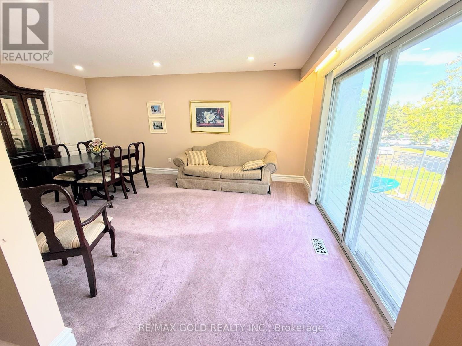 32 Jade Crescent, Brampton, Ontario  L6S 3H1 - Photo 15 - W12375758