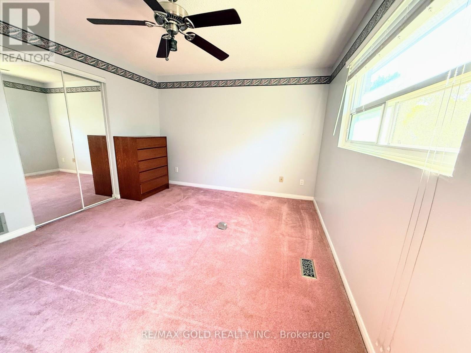 32 Jade Crescent, Brampton, Ontario  L6S 3H1 - Photo 23 - W12375758