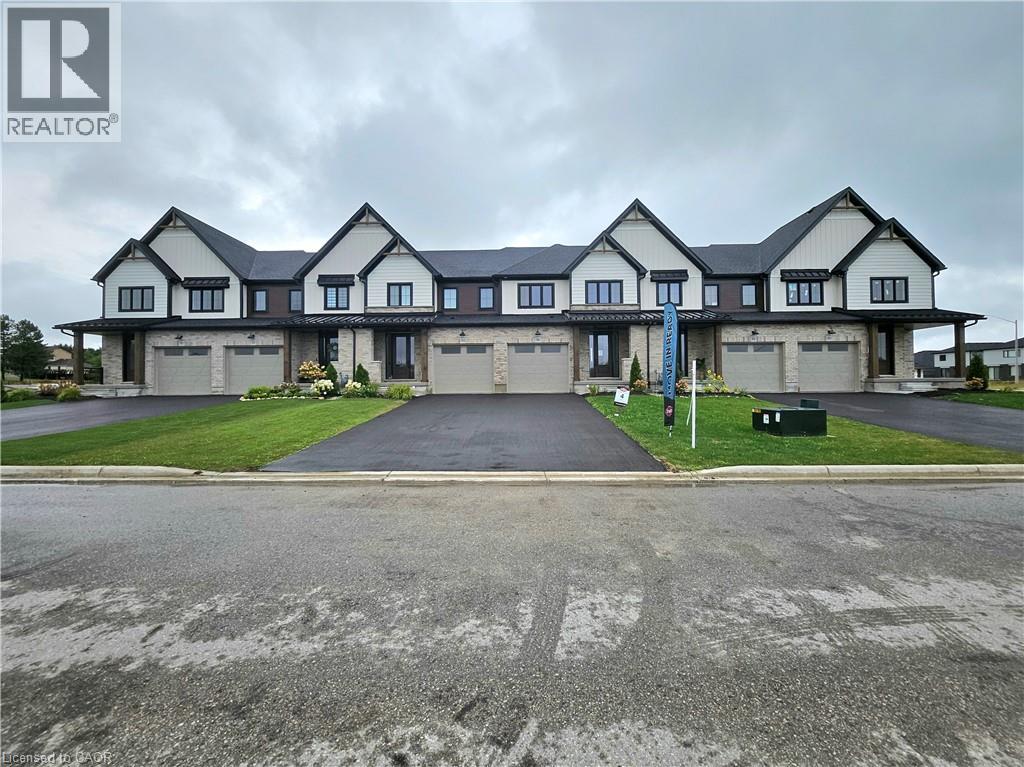 36 Anne Street W, Harriston, Ontario  N0G 1Z0 - Photo 2 - 40727515