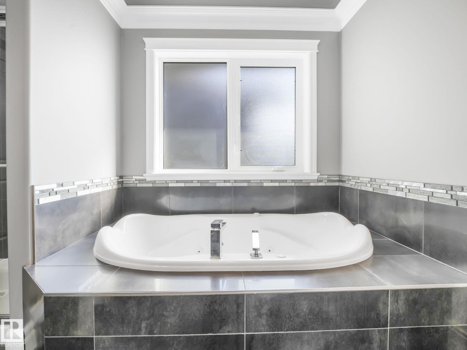 2612 Adam Co Sw, Edmonton, Alberta  T6W 3C1 - Photo 39 - E4455713