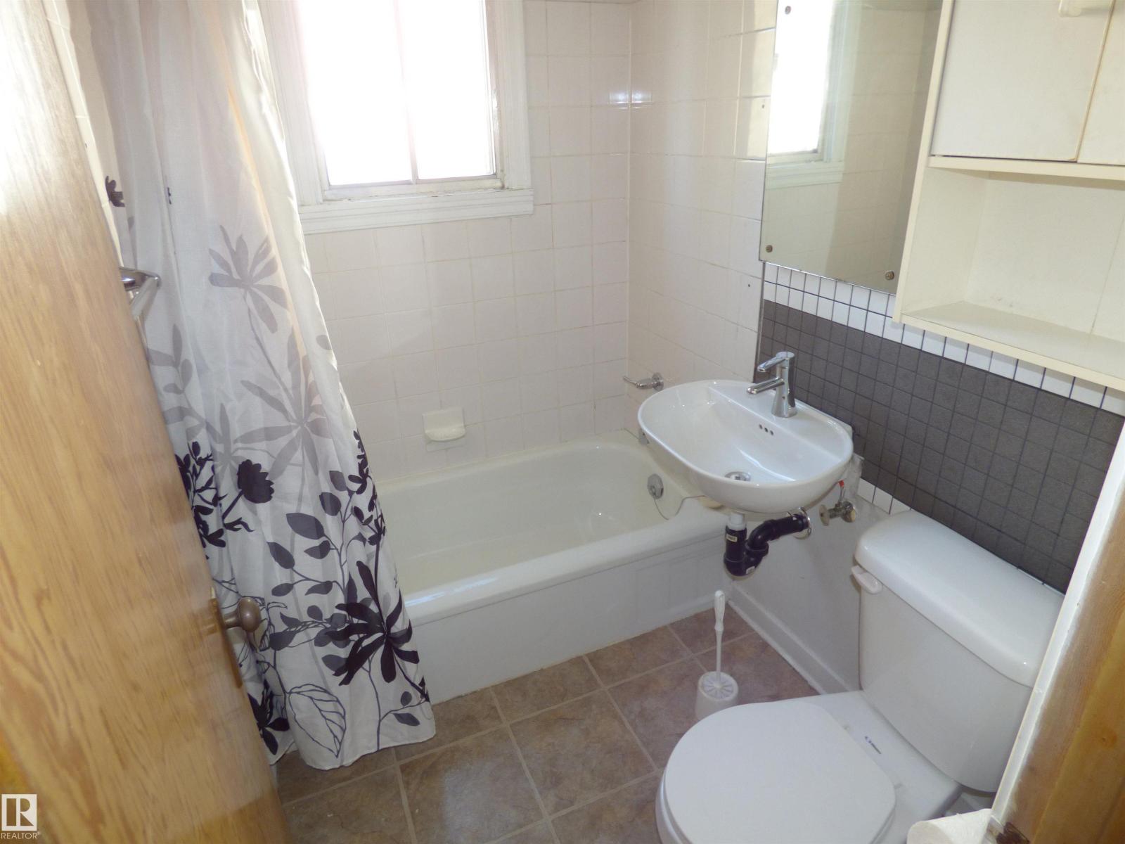 11206 104 St Nw, Edmonton, Alberta  T5G 2K5 - Photo 11 - E4455716