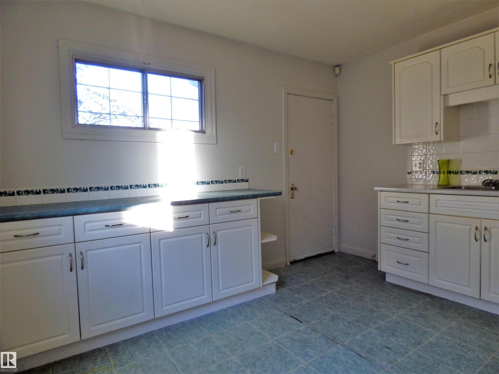 11206 104 St Nw, Edmonton, Alberta  T5G 2K5 - Photo 6 - E4455716