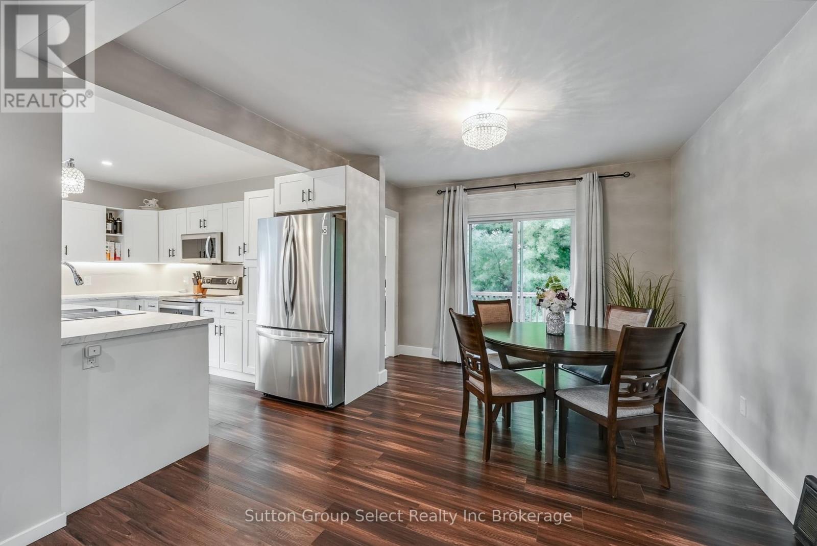 105 King Street E, Ingersoll, Ontario  N5C 1G8 - Photo 14 - X12375822