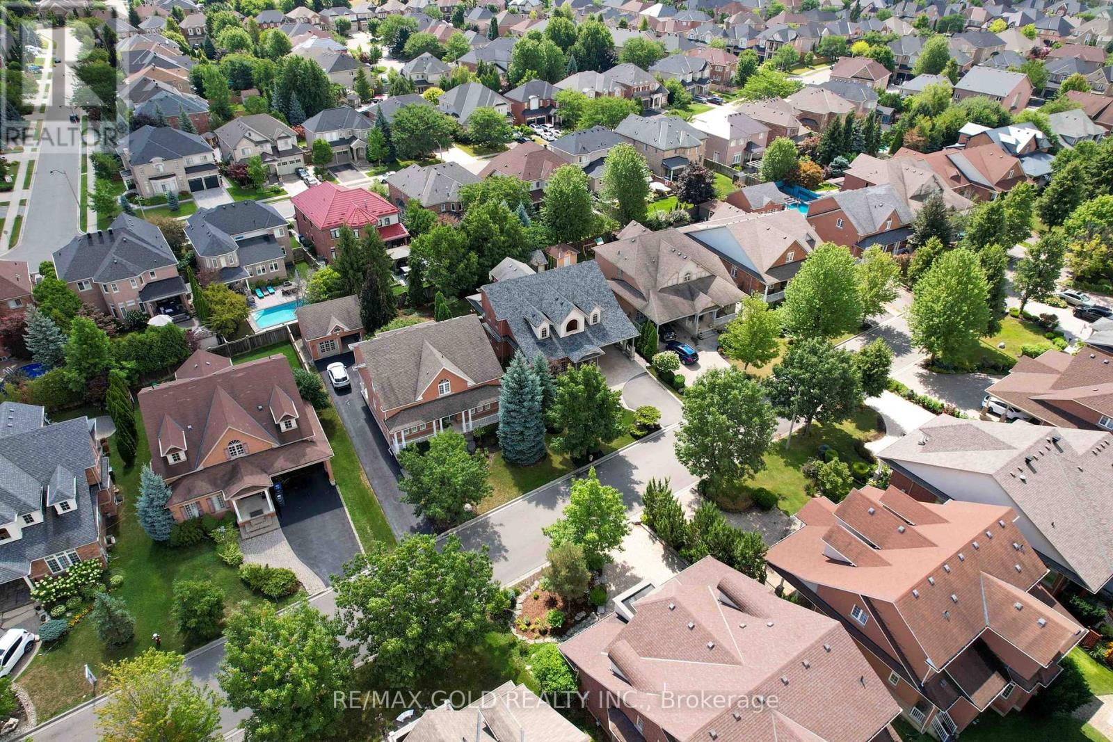 1593 Hallstone Road, Brampton (Bram West), Ontario  L6Y 5K8 - Photo 43 - W12374831