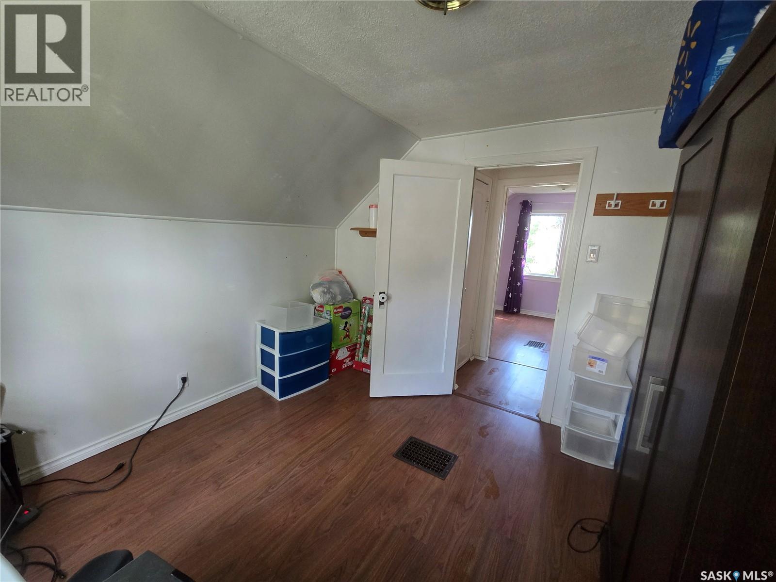 428 7th Avenue Nw, Swift Current, Saskatchewan  S9H 0Z3 - Photo 10 - SK017233