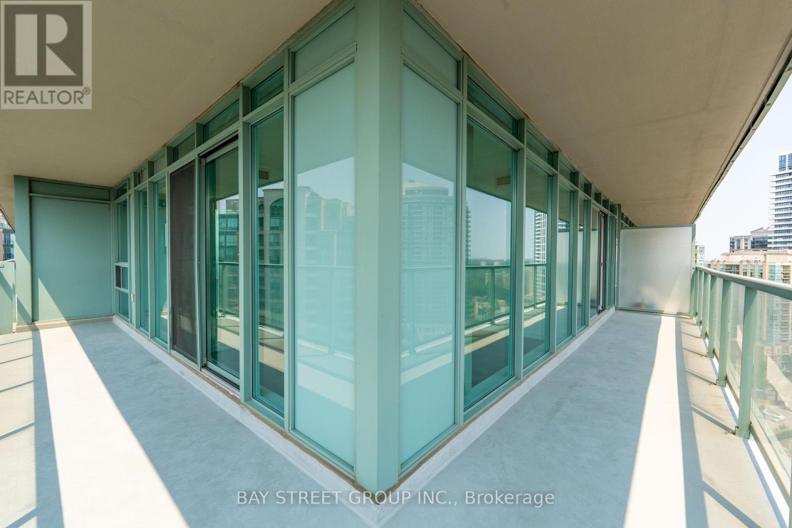 1905 - 5500 Yonge Street, Toronto, Ontario  M2N 7L1 - Photo 19 - C12375827