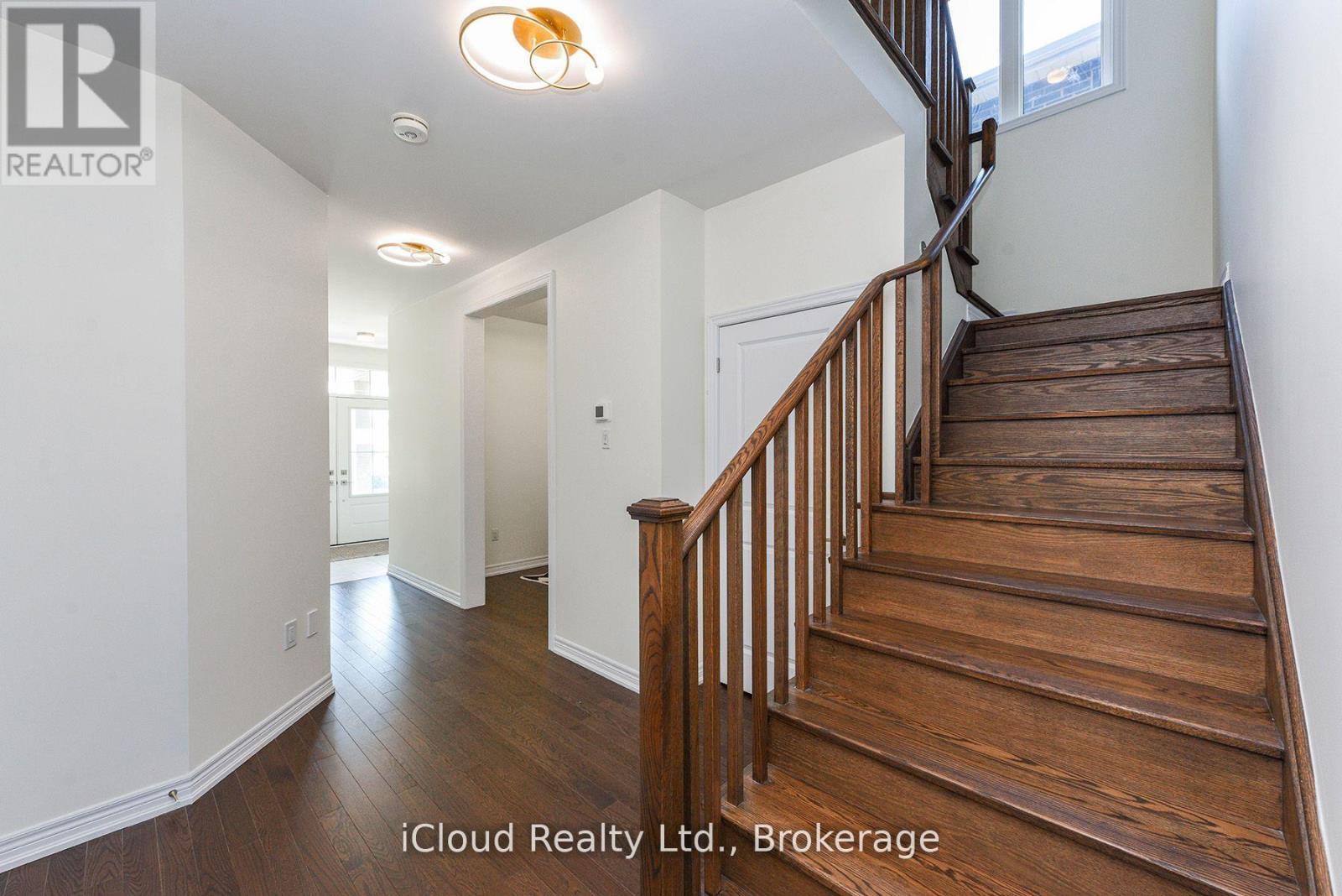 114 Thicketwood Avenue, Barrie, Ontario  L9J 0W8 - Photo 7 - S12375788