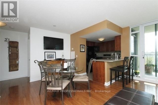 1002 - 225 Sherway Gardens Road, Toronto, Ontario  M9C 0A3 - Photo 4 - W12375778