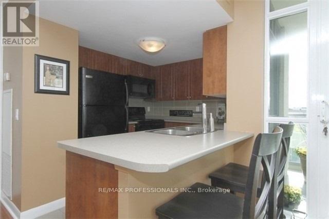 1002 - 225 Sherway Gardens Road, Toronto, Ontario  M9C 0A3 - Photo 8 - W12375778