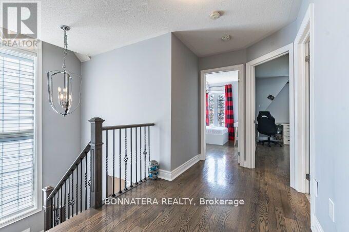 4991 Middlesex Gate, Mississauga, Ontario  L5M 7P2 - Photo 24 - W12375808