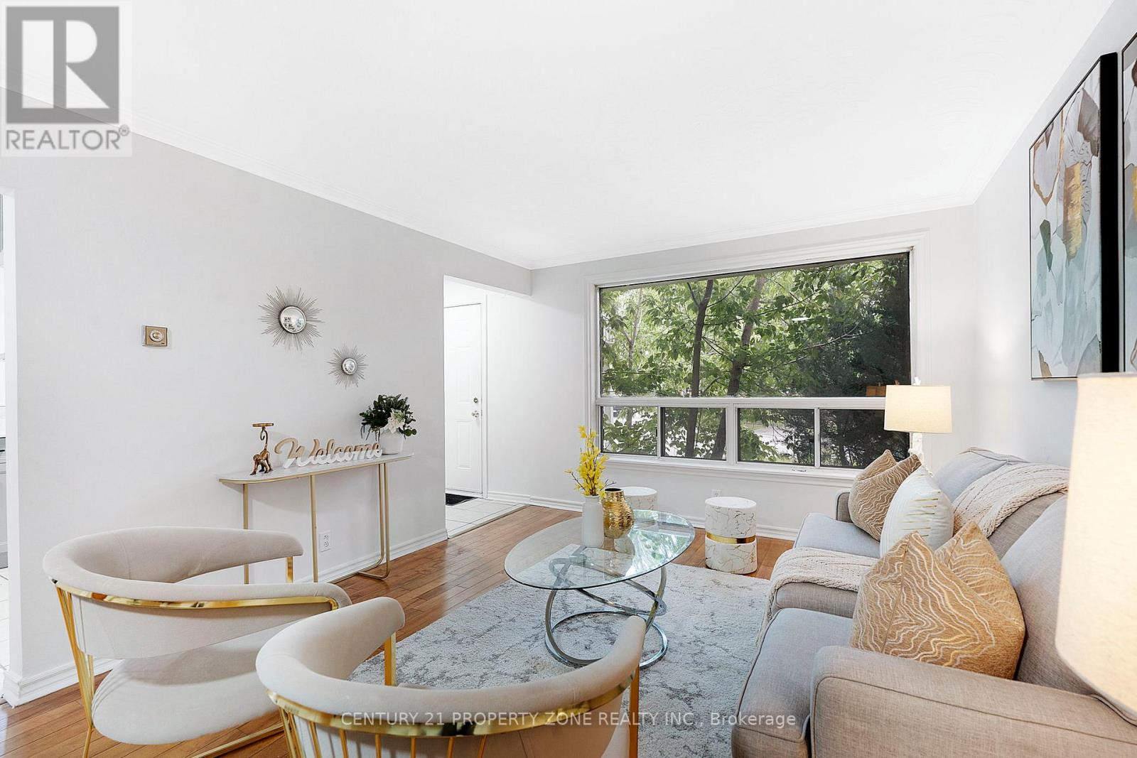 3387 Kelowna Court, Mississauga, Ontario  L5C 2E5 - Photo 10 - W12375833