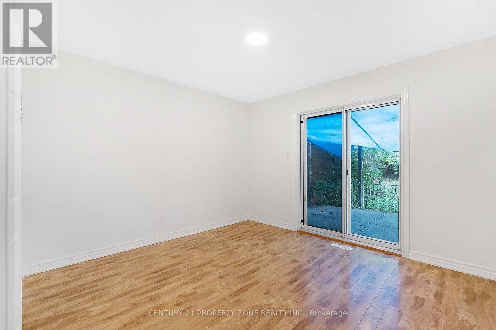 3387 Kelowna Court, Mississauga, Ontario  L5C 2E5 - Photo 23 - W12375833